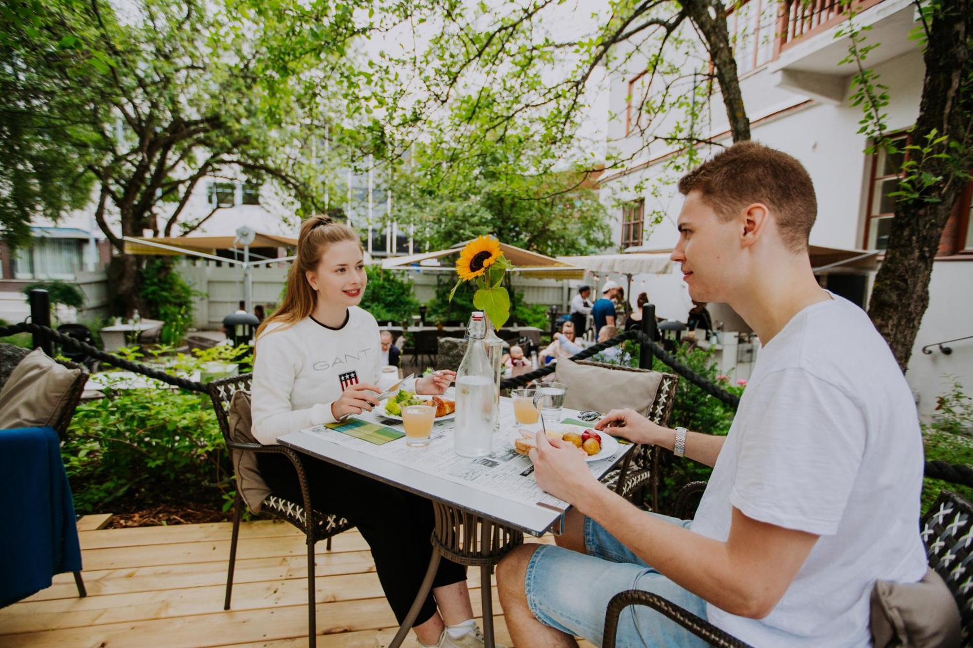 Harmooni Suites Jyvaskyla Bagian luar foto